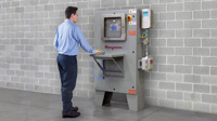 Alle Flexicon-Anlagen, von einfachen Förderern bis hin zu anspruchsvollen werksweiten Prozesssystemen, werden mit speicherprogrammierbaren Steuerungen (SPS) und Mensch-Maschine-Schnittstellen (HMI) angeboten.
