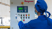 Alle Flexicon-Anlagen, von einfachen Förderern bis hin zu anspruchsvollen werksweiten Prozesssystemen, werden mit speicherprogrammierbaren Steuerungen (SPS) und Mensch-Maschine-Schnittstellen (HMI) angeboten.