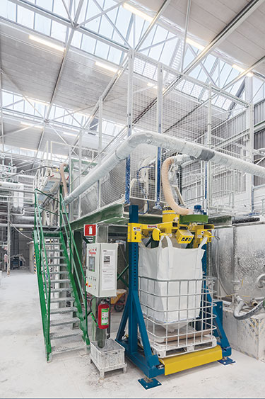 Big-Bag-Befülleinheit verdreifacht die Kapazität bei niederländischem Minerallieferanten