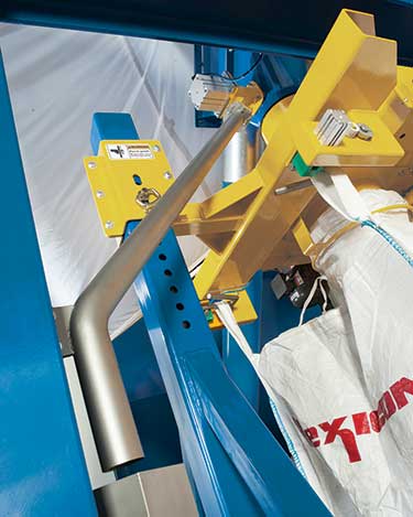 Hochleistungs-Abfüllstation für Big-Bags verarbeitet die abrasiven Mineralien Zirkon und Rutil