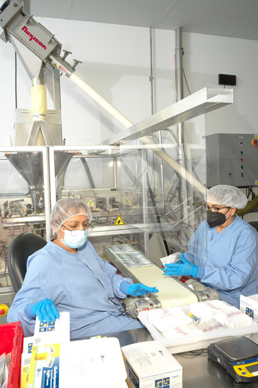 Automatisierte Förderer Beschicken Verpackungsmaschine mit Pharma-Pulver