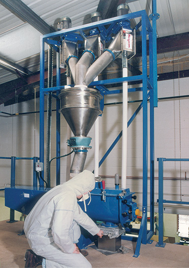 Automatisiertes, schlüsselfertiges Dosier-, Misch- und Extrusionssystem nach 18 Monaten amortisiert