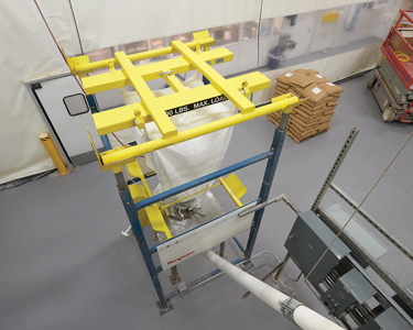 Lebensmittelzutaten-Distributor erweitert dank einer Big-Bag-Handhabungsanlage die Einnahmequelle in der Produktion