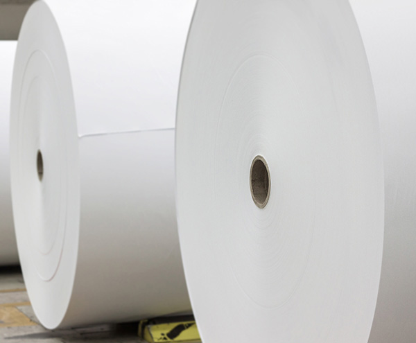 Papier und zugehörige Produkte